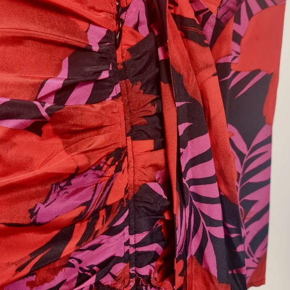 Veronica Beard Red and Pink Floral Dress - Picture 5 of 11